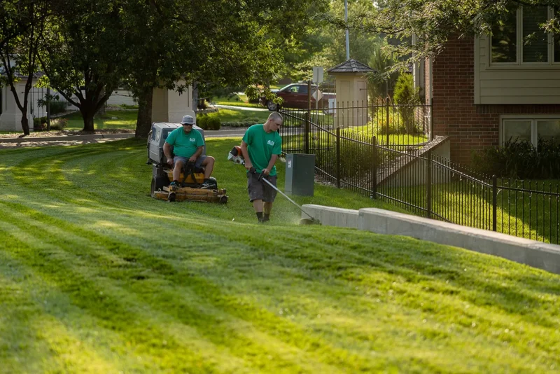 Lawn Mowing Services Wichita Kansas