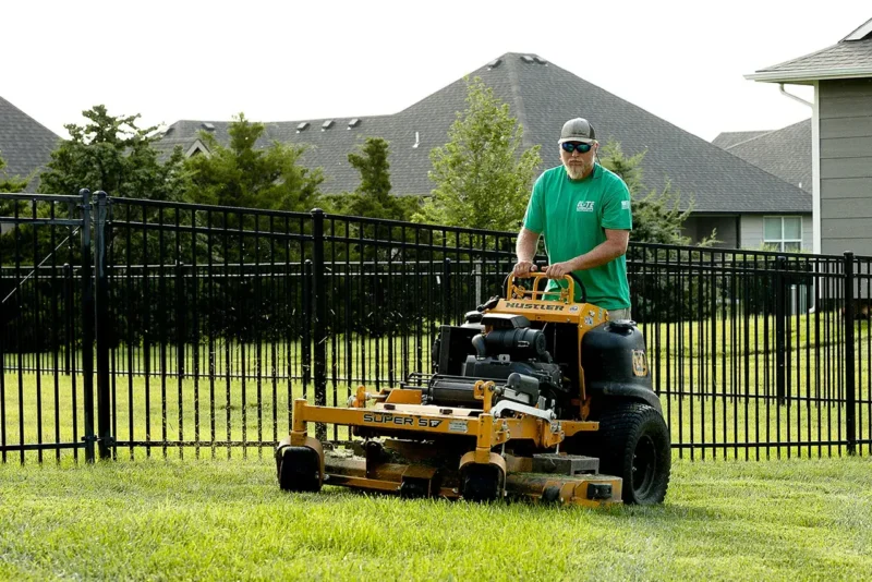 Lawn mowing services in Wichita KS Lawn mowing services in Wichita KS
